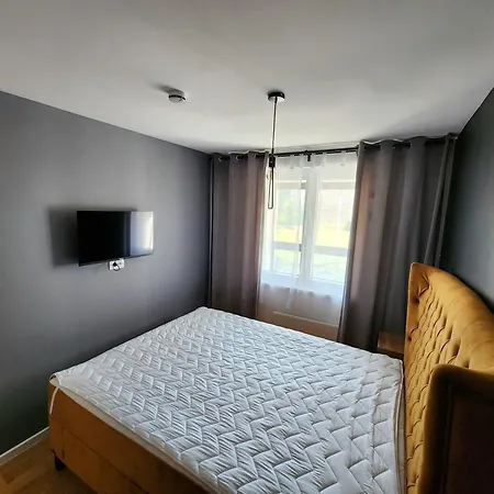 Sestosed-snezna Dolina Apartment *
