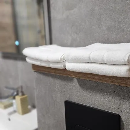 Sestosed-snezna Dolina Apartment *