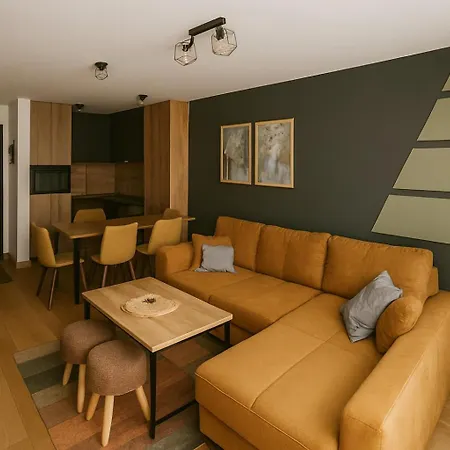 Sestosed-snezna Dolina * Jahorina